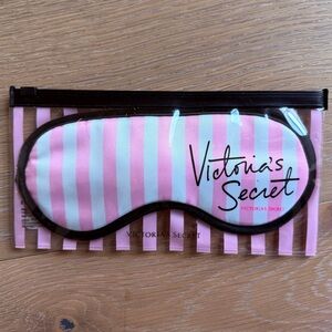 Victoria's Secret Pink White Iconic Stripes Sleep Mask Brand New NWT 🩷